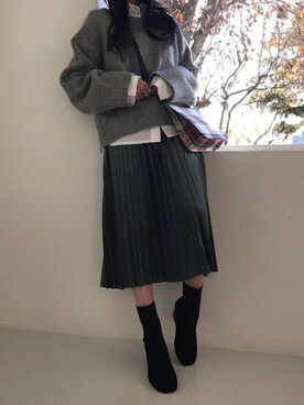 「SNIDEL（スナイデル）のカシミアニットプルオーバー（ニット/セーター、ホワイト系）」を使った、o.kisybobbyさん（レディース・158cm）の冬コーディネート