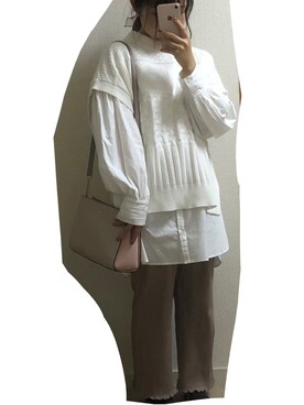 「one after another NICE CLAUP（ワンアフターアナザーナイスクラップ）のニットベストセットシャツチュニック（ニット/セーター、ホワイト系）」を使った、ゆいさん（レディース・149cm）の冬コーディネート