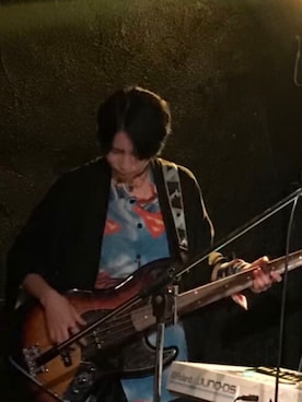 「SPINNS（スピンズ）のアイテム（その他アウター）」を使った、蛙さん（レディース・170cm）の春コーディネート