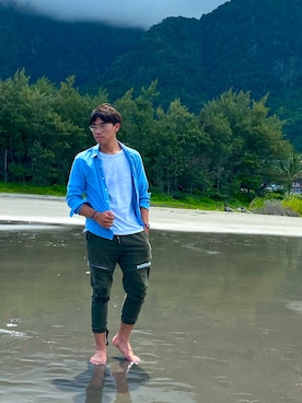 「MU（エムユー）のアイテム」を使った、王品為さん（メンズ・178cm）の秋コーディネート