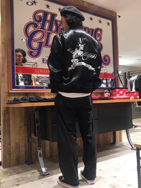 「モノトーンコーデ」｜「アイテム（スカジャン）」を使った、hyshmt01さん（メンズ・171cm）の春コーディネート