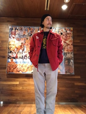 「アイテム（ミリタリージャケット、レッド系）」を使った、hyshmt01さん（メンズ・171cm）の冬コーディネート