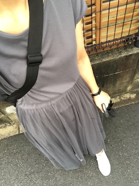 「URBAN RESEARCH Sonny Label（アーバンリサーチサニーレーベル）のリバーシブルチュールロングワンピース（ワンピース、グレー系）」を使った、ぴーさん（レディース・164cm）の夏コーディネート