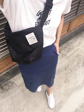 「LOWRYS FARM（ローリーズファーム）のアソートロゴＴシャツ　795303（Tシャツ/カットソー、ホワイト系）」を使った、ぴーさん（レディース・164cm）の夏コーディネート