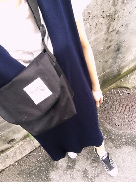 「DHOLIC（ディーホリック）の深Vネックスリーブレスワンピース（ワンピース、ブルー系）」を使った、ぴーさん（レディース・164cm）の夏コーディネート