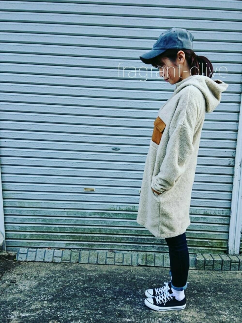 「プードルニット、もこもこ、もこもこパーカー、古着屋金木犀、古着屋、販売中、お洒落さんとつながりたい、シンプルコーデ、used、古着女子」｜「usedのアイテム（ニット/セーター、ベージュ系）」を使った、古着屋＊金木犀さん（レディース・158cm）の秋コーディネートの1枚目の写真