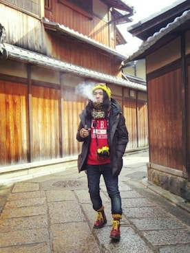 「KATHARINE HAMNETT LONDON （キャサリンハムネットロンドン）のアイテム（ダウンジャケット/コート）」を使った、タケダ苦い珈琲★★★さん（メンズ・164cm）の冬コーディネート