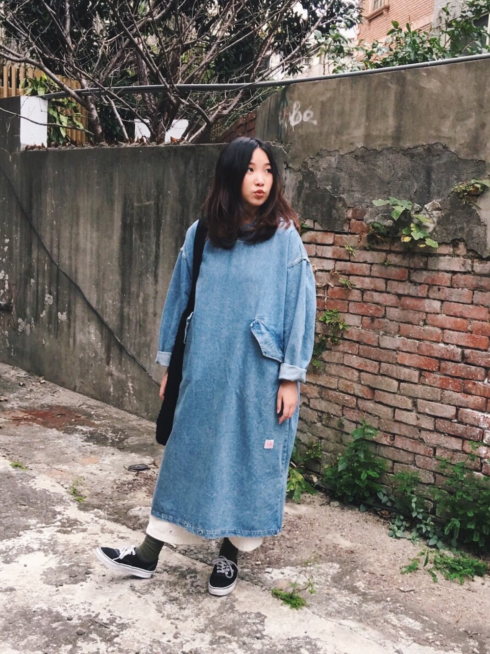「my basic selectのアイテム（ワンピース/ドレス、ブルー系）」を使った、許Karen さん（レディース・160cm）の冬コーディネートの1枚目の写真