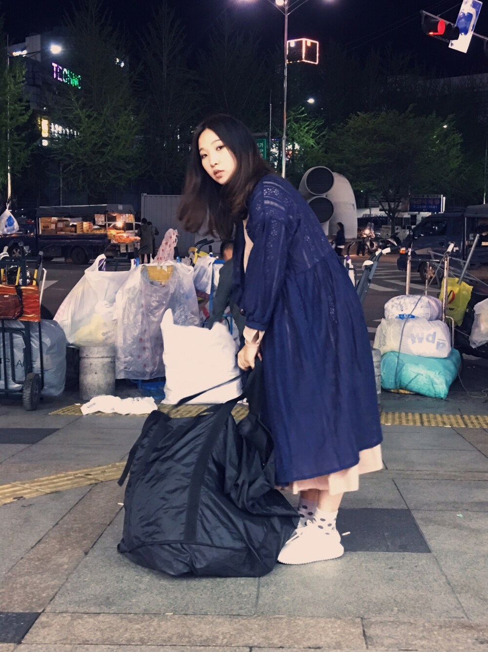 「my basic selectのアイテム（ワンピース/ドレス、ブルー系）」を使った、許Karen さん（レディース・160cm）の春コーディネートの1枚目の写真