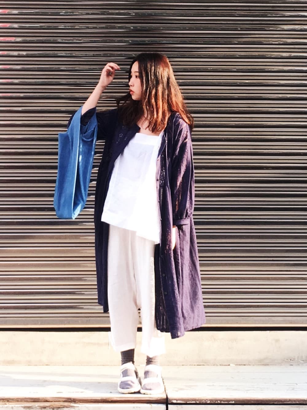 「my basic selectのアイテム（ワンピース/ドレス、ブルー系）」を使った、許Karen さん（レディース・160cm）の春コーディネートの1枚目の写真