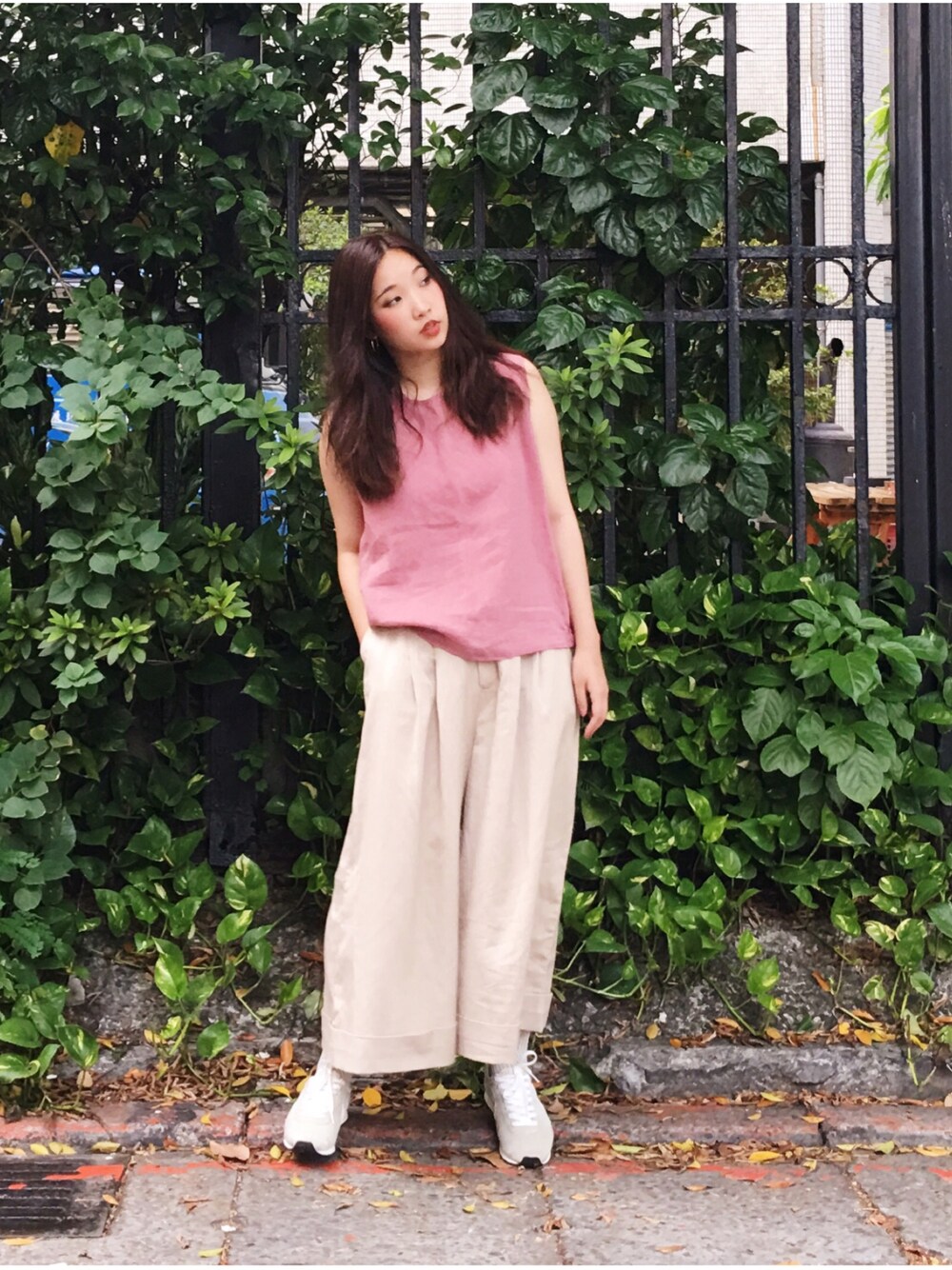 「my basic selectのアイテム（トップス、ピンク系）」を使った、許Karen さん（レディース・160cm）の夏コーディネートの1枚目の写真