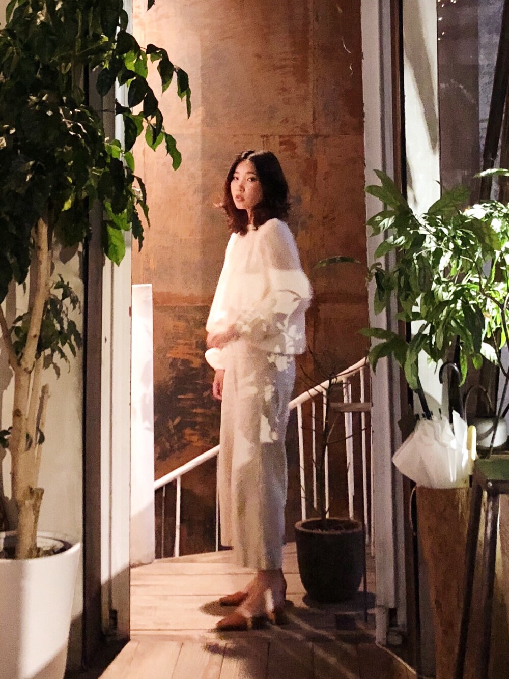 「autumn、mybasicselect、Taiwan、TAIPEI、girl、coffee、coffeeカラーコーデバトン、streetstyle」｜「corviciのアイテム（トップス、ベージュ系）」を使った、許Karen さん（レディース・160cm）の秋コーディネートの1枚目の写真