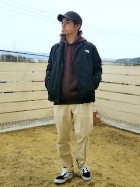 「gu」｜「アイテム（ジャケット/アウター）」を使った、だっくすさん（メンズ・167cm）の冬コーディネート