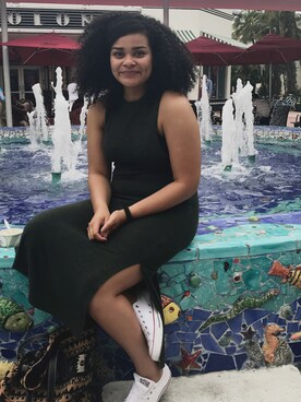 「Lulus（-）のアイテム（ワンピース/ドレス）」を使った、Stephanieさん（レディース・170cm）の春コーディネート