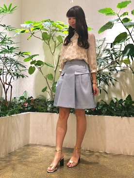 「アイテム（ゴールド系）」を使った、Kurumiさん（レディース・160cm）の春コーディネート