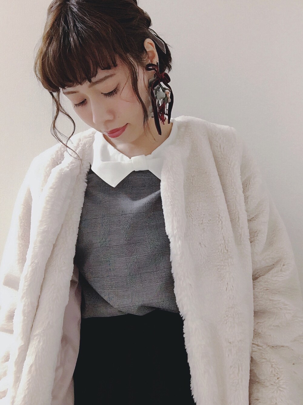 「クリスマス、クリスマスイブ、ootd、paravion、パラビオン、ガーリー、甘々コーデ」｜「MARTEのアイテム（イヤリング（片耳用）、レッド系）」を使った、guuさん（レディース・158cm）の冬コーディネートの1枚目の写真