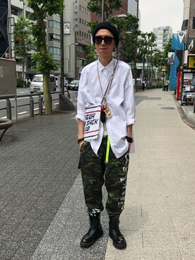 「ISAMU KATAYAMA BACKLASH（イサムカタヤマバックラッシュ）のアイテム（アクセサリー）」を使った、サトウ コウタさん（メンズ・179cm）の春コーディネート