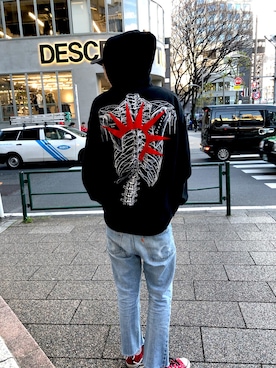 「CONS SBのアイテム」を使った、サトウ コウタさん（メンズ・179cm）の冬コーディネート