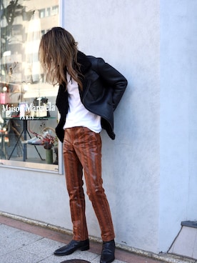 「Ann DEMEULEMEESTER（アンドゥムルメステール）のアイテム（ムートンコート）」を使った、サトウ コウタさん（メンズ・179cm）の冬コーディネート