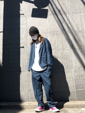 「URU（ウル）のアイテム（テーラードジャケット）」を使った、サトウ コウタさん（メンズ・179cm）の春コーディネート