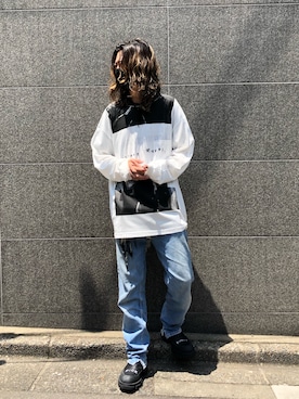 「TAKAHIROMIYASHITATheSoloIst.（タカヒロミヤシタザソロイスト）のアイテム（トップス）」を使った、サトウ コウタさん（メンズ・179cm）の春コーディネート