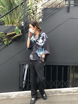 「LAD MUSICIAN（ラッドミュージシャン）のアイテム（スラックス）」を使った、サトウ コウタさん（メンズ・179cm）の夏コーディネート