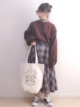 「GOGOSING（ゴゴシング）のアイテム（Tシャツ/カットソー）」を使った、a o i *さん（レディース・151cm）の秋コーディネート