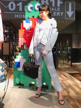 「デニムから始まったライフスタイルブランド」｜「アイテム（ジャケット/アウター）」を使った、うまる🌈さん（レディース・166cm）の春コーディネート