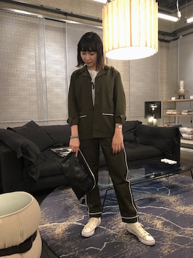 「デニムから始まったライフスタイルブランド」｜「アイテム（トップス）」を使った、うまる🌈さん（レディース・166cm）の春コーディネート