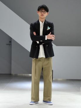 「BINDU（ビンドゥー）のアイテム（財布/小物）」を使った、稲垣 達樹さん（メンズ・181cm）の春コーディネート