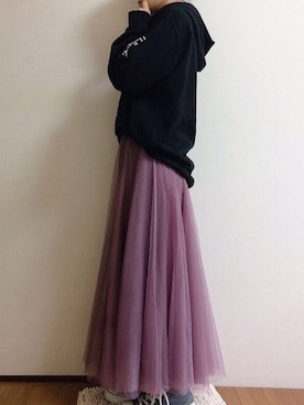 「fifth（フィフス）の[低身長サイズ有]チュールロングスカート（スカート）」を使った、uniさん（レディース・161cm）の秋コーディネート