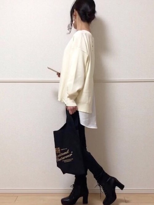 uniさんのコーディネート