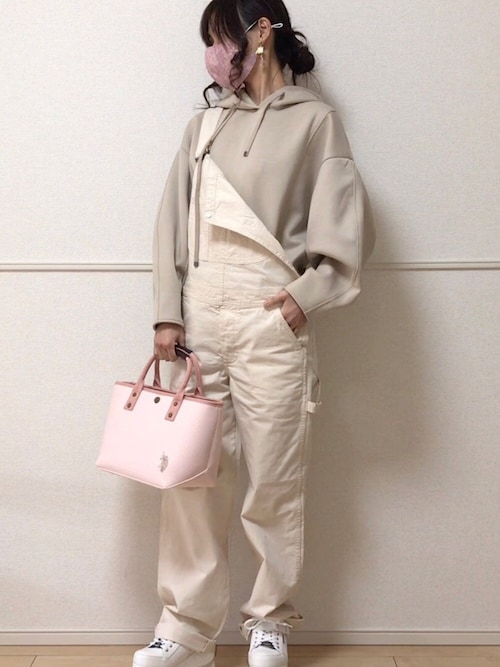 uniさんのコーディネート