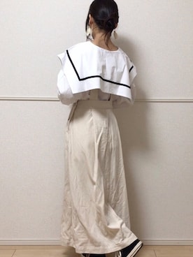 「sakishimatokyo（サキシマトーキョー）のアイテム（ジャンパースカート）」を使った、uniさん（レディース・161cm）の春コーディネート