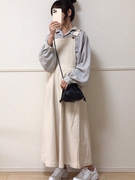 「sakishimatokyo（サキシマトーキョー）のアイテム（ジャンパースカート）」を使った、uniさん（レディース・161cm）の春コーディネート