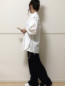 「sakishimatokyo（サキシマトーキョー）のアイテム（パンツ）」を使った、uniさん（レディース・161cm）の春コーディネート