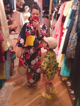 「柄シャツ」｜「アイテム（浴衣）」を使った、M e g さん（レディース・151cm）の夏コーディネート