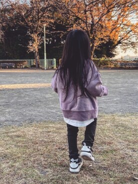 「FRUIT OF THE LOOM（フルーツオブザルーム）のアイテム（スウェット）」を使った、 mei.さん（キッズ・100cm）の秋コーディネート