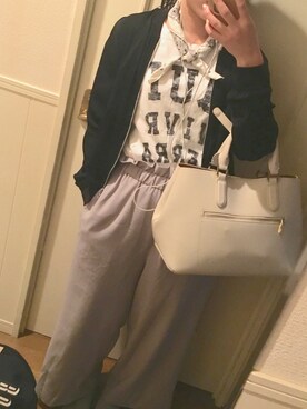 「FOREVER 21（フォーエバー トゥエンティーワン）のアイテム（ナイロンジャケット）」を使った、＊ いとちむ ＊さん（レディース・156cm）の秋コーディネート