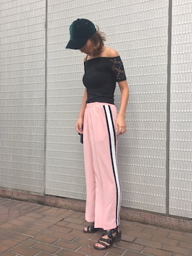 「FREE'S MART（フリーズマート）のアイテム（キャップ）」を使った、GUCCIさん（レディース・167cm）の秋コーディネート