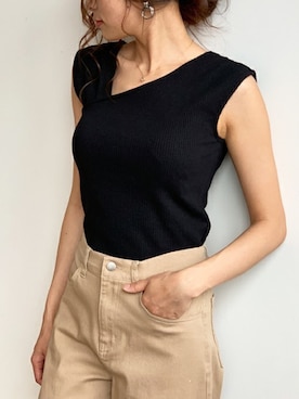 「アイテム（デニムパンツ、ベージュ系）」を使った、Anneさん（レディース・165cm）の春コーディネート