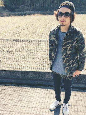 「SEVENDAYS=SUNDAY（セブンデイズサンデイ）のアイテム（ミリタリージャケット）」を使った、Keishi Yamashitaさん（メンズ・170cm）の冬コーディネート