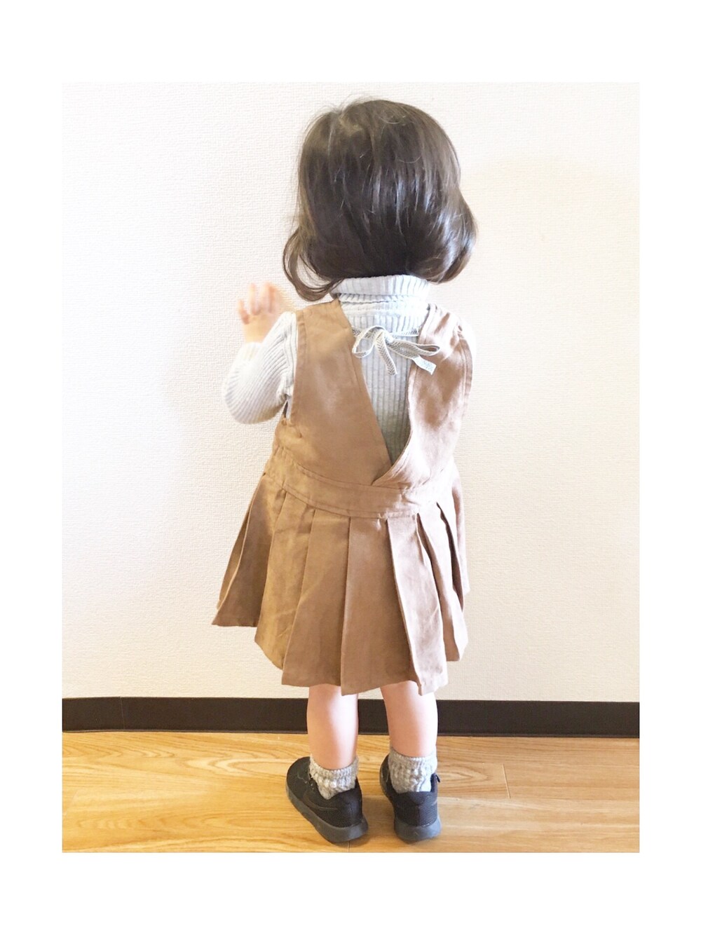 「ジャンスカ、うしろリボン」｜「＊のアイテム（その他、その他）」を使った、nanachoさん（キッズ・80cm）の秋コーディネートの1枚目の写真