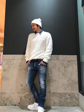 「DIESEL（ディーゼル）のアイテム（ニット/セーター、ホワイト系）」を使った、J.yaanooさん（メンズ・165cm）の冬コーディネート