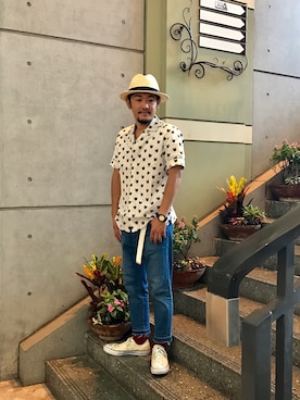 「DIESEL（ディーゼル）のアイテム（シャツ/ブラウス、ベージュ系）」を使った、J.yaanooさん（メンズ・165cm）の夏コーディネート