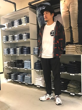 「DIESEL（ディーゼル）のMEN’S　シャツ（シャツ/ブラウス、ブラック系）」を使った、J.yaanooさん（メンズ・165cm）の秋コーディネート