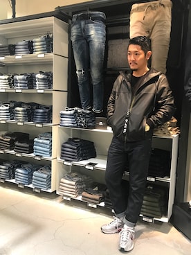 「DIESEL（ディーゼル）のアイテム（その他アウター、ブラック系）」を使った、J.yaanooさん（メンズ・165cm）の秋コーディネート