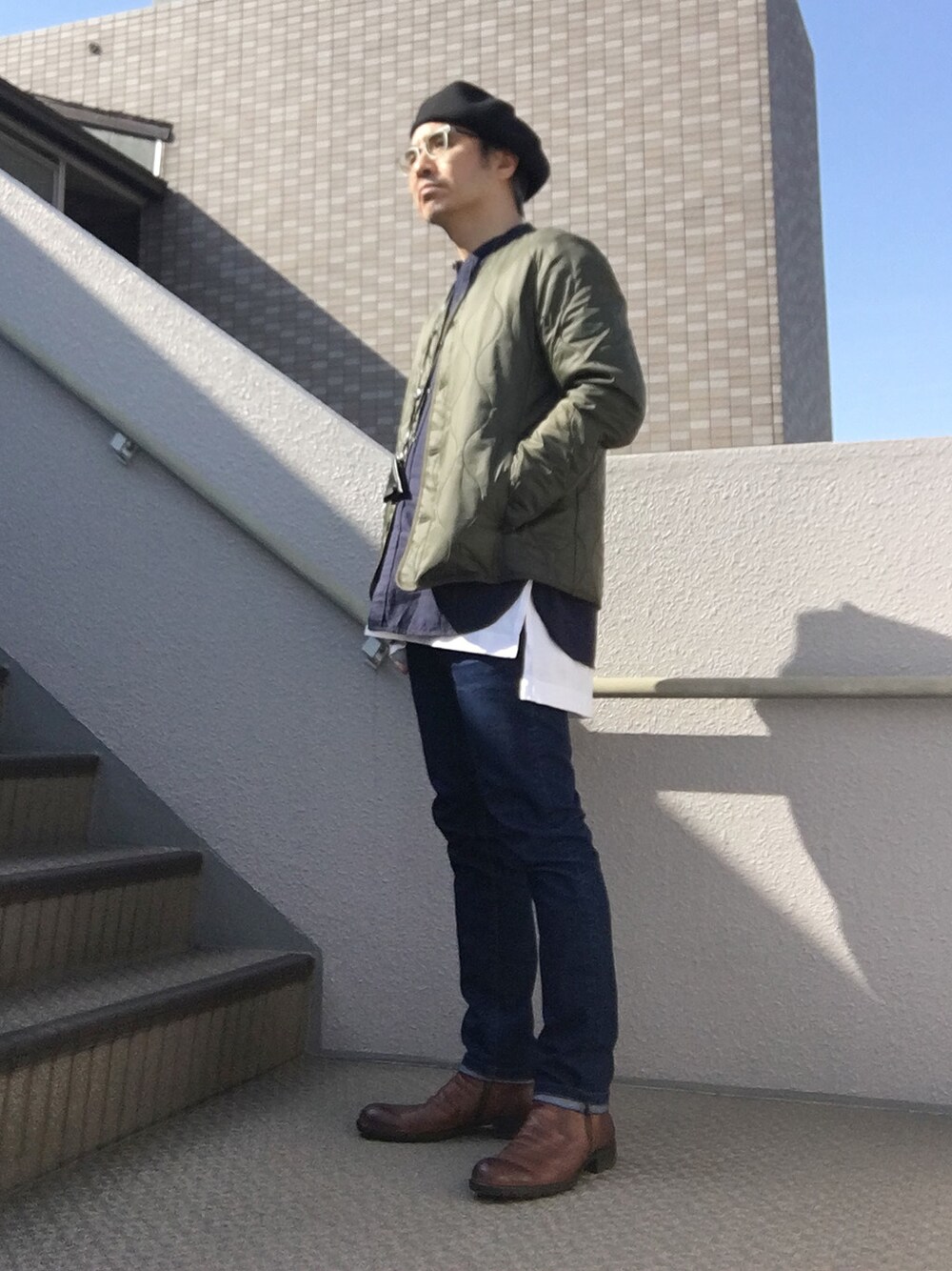 「ベレー帽、ミリタリージャケット、ベレー帽推奨委員会」｜「UNIQLOのUNIQLO ウォームパデットミリタリージャケット（ミリタリージャケット、グリーン系）」を使った、Taka＠TeamSixtiesさん（メンズ・169cm）の冬コーディネートの1枚目の写真