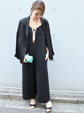 「FIGARO Paris（フィガロパリ）のアイテム（オールインワン・サロペット）」を使った、ayaさん（レディース・166cm）の冬コーディネート