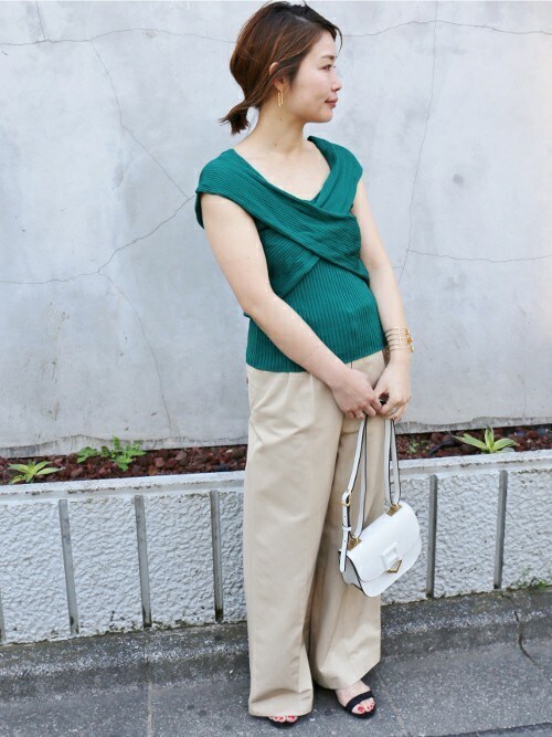 【めい】FLYNN ショルダーバッグ　カーキ セール】FLYNNダブルストラップ ショルダーBAG◇（ショルダーバッグ